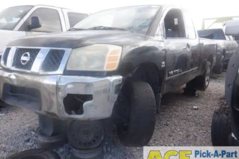 Photo of 2004 Nissan Titan