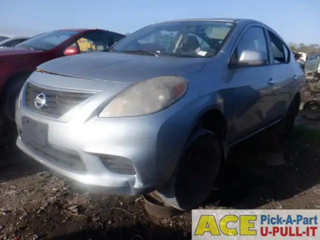 Photo of 2012 Nissan Versa
