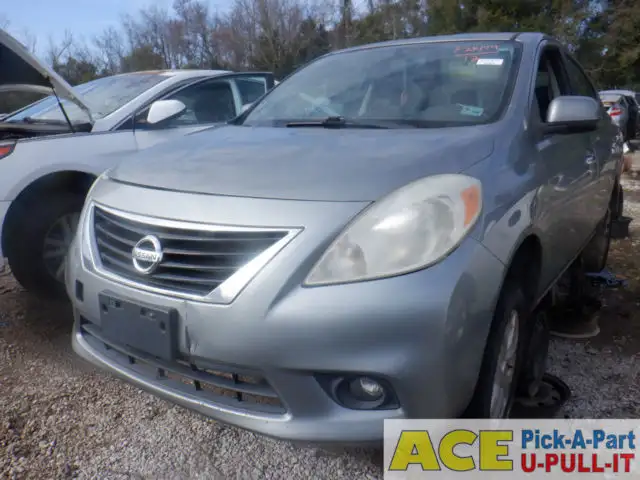 Photo of 2012 Nissan Versa