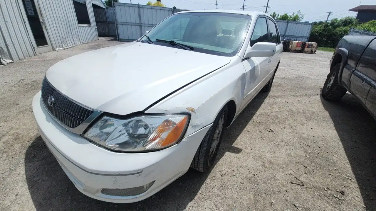Photo of 2002 Toyota Avalon