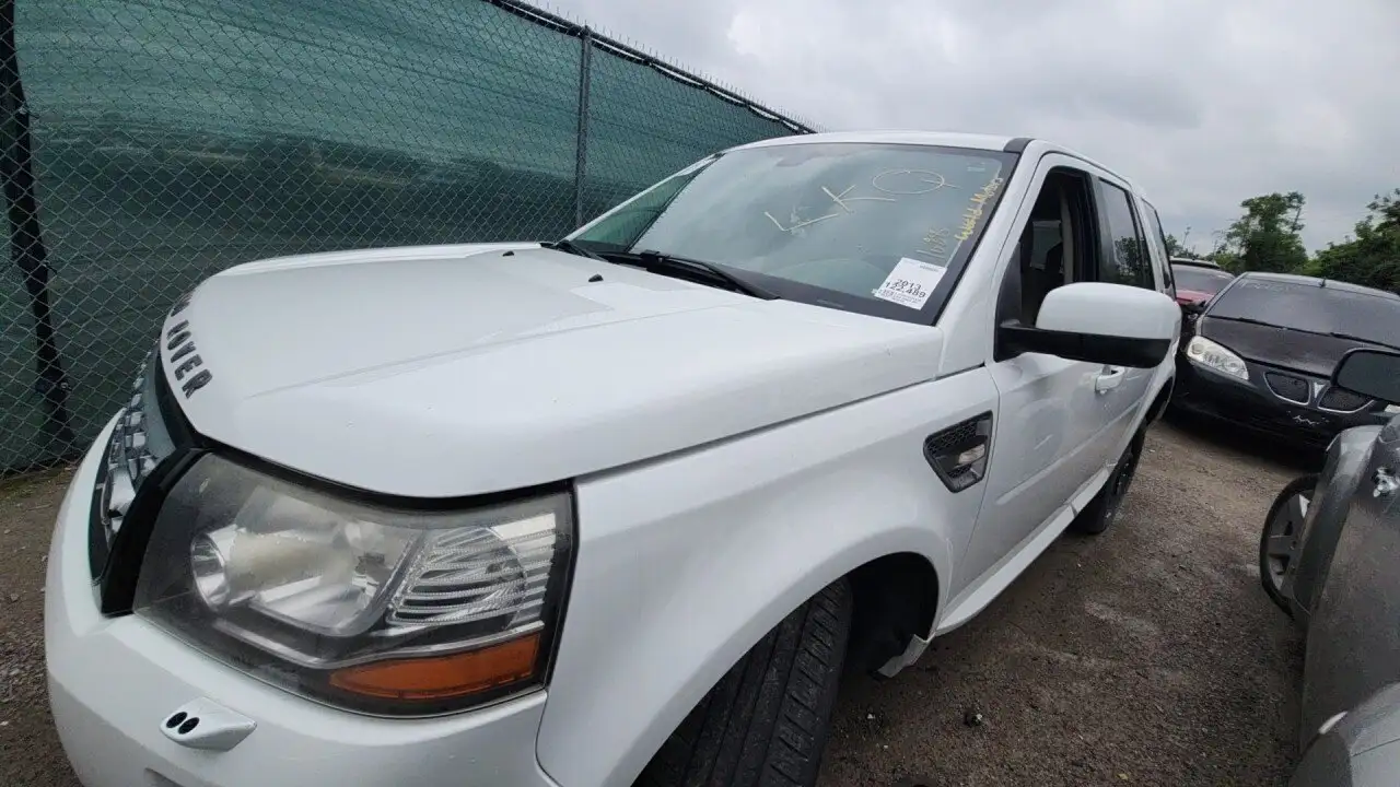Photo of 2013 Land Rover Lr2