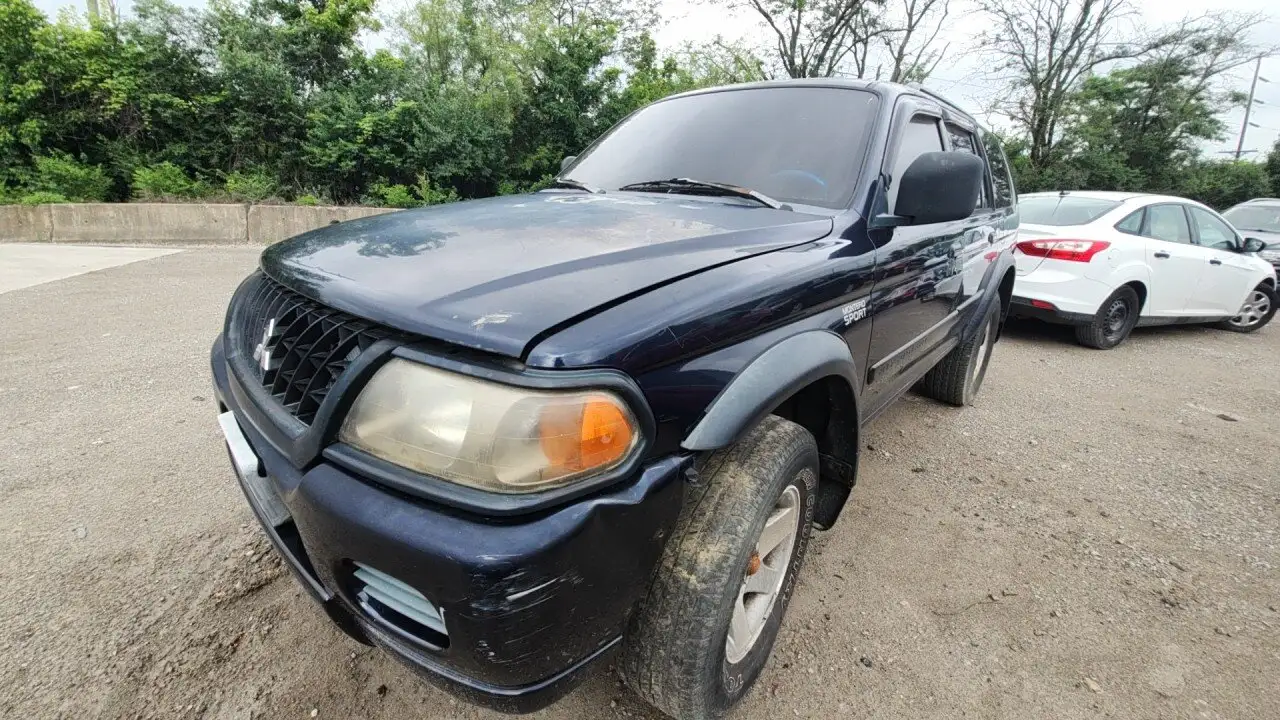 Photo of 2002 Mitsubishi Montero Sport
