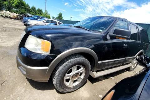Photo of 2004 Ford Expedition