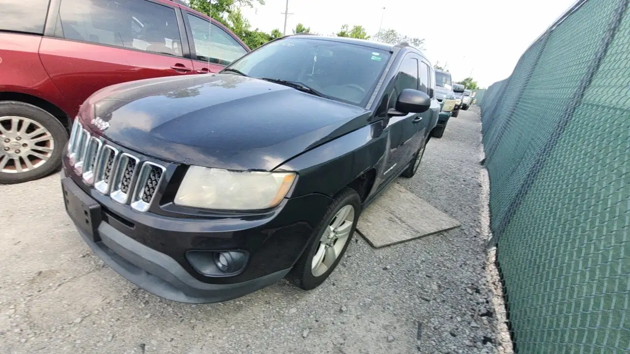 Photo of 2012 Jeep Compass