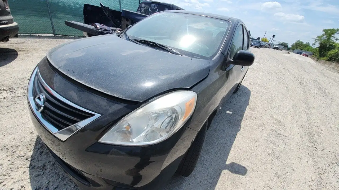 Photo of 2014 Nissan Versa