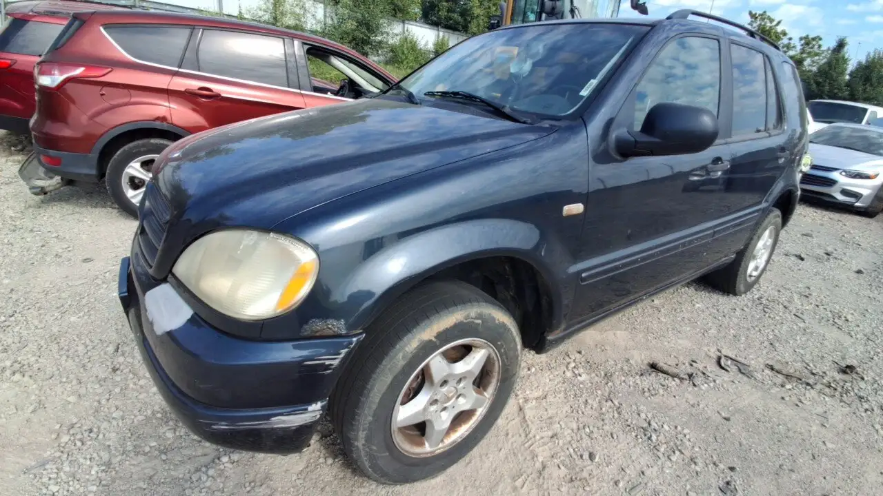 Photo of 2000 Mercedes-Benz Ml320