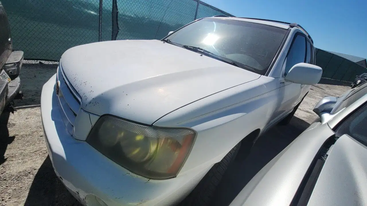 Photo of 2003 Toyota Highlander