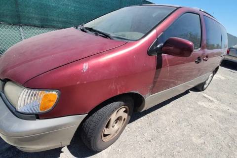 Photo of 2001 Toyota Sienna