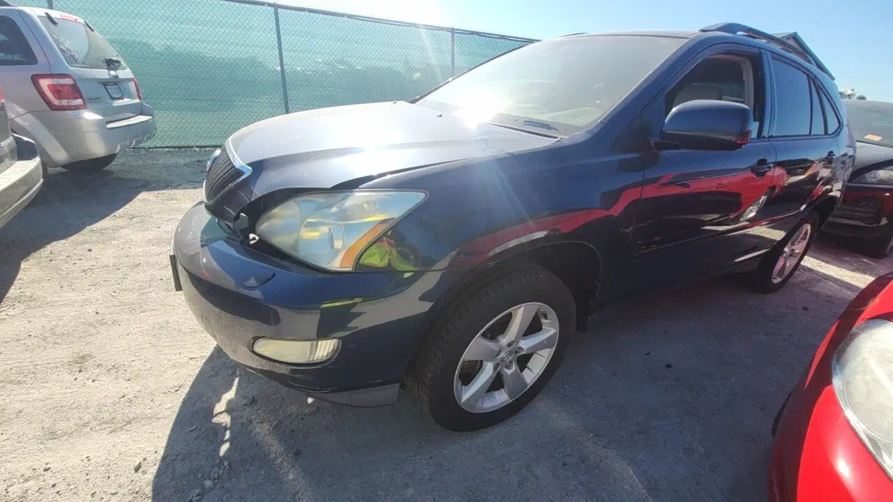 Photo of 2005 Lexus Rx330