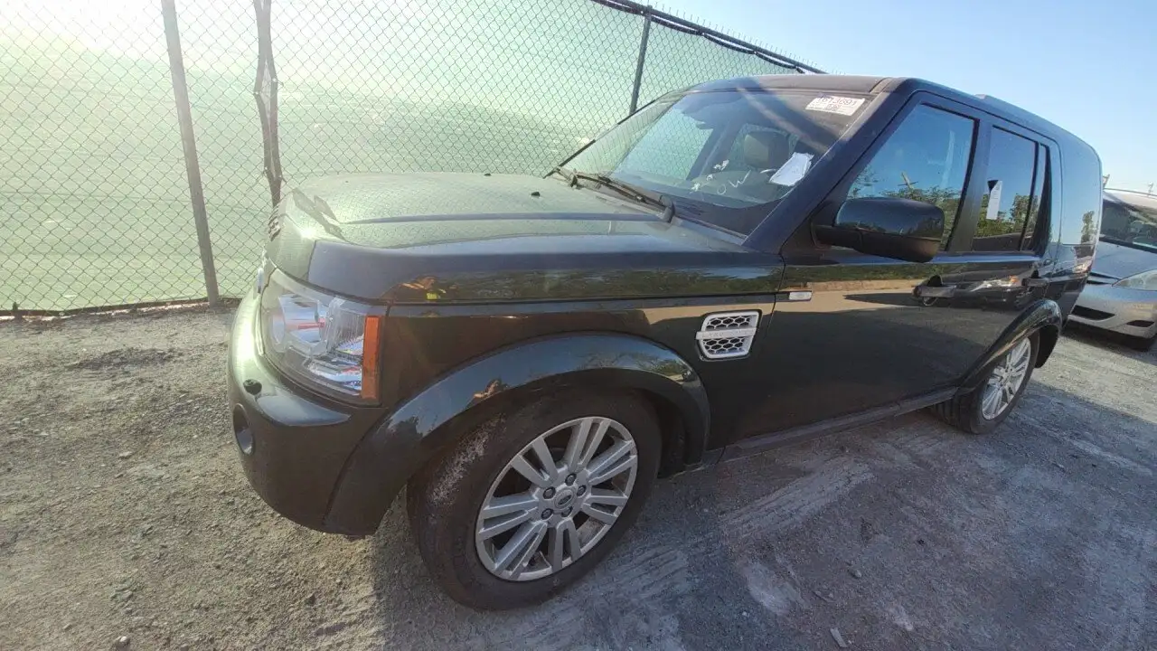 Photo of 2011 Land Rover Lr4
