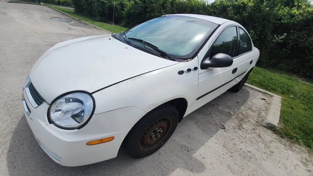 Photo of 2004 Dodge Neon