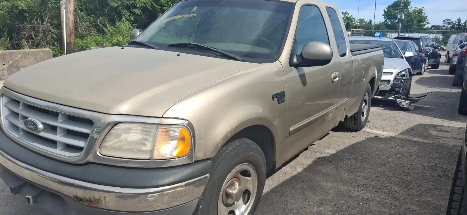 Photo of 1999 Ford F-150