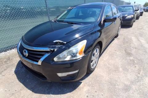 Photo of 2014 Nissan Altima