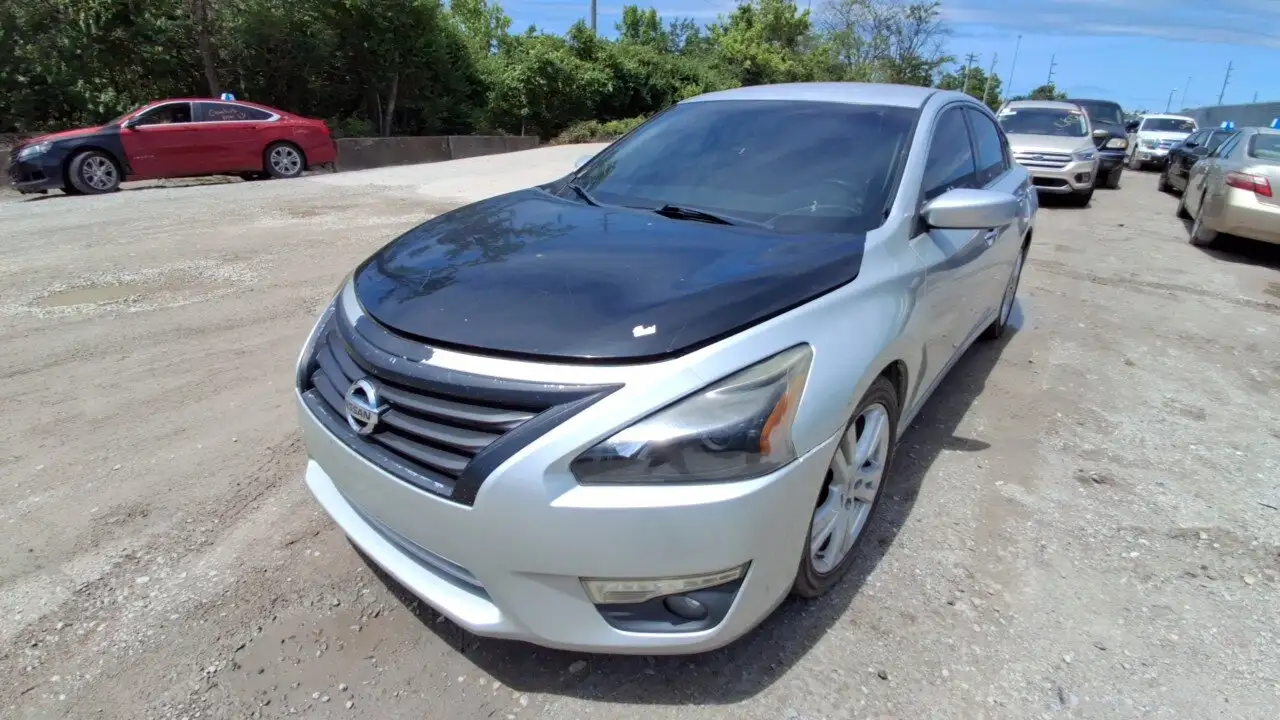 Photo of 2015 Nissan Altima