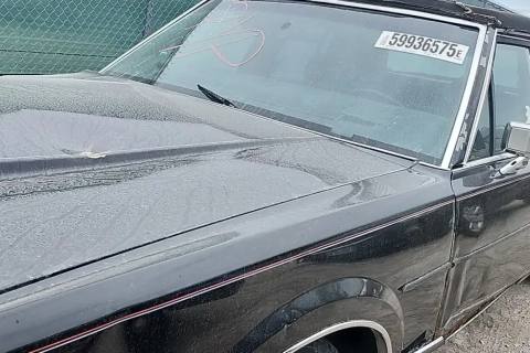 Photo of 1989 Lincoln Town Car