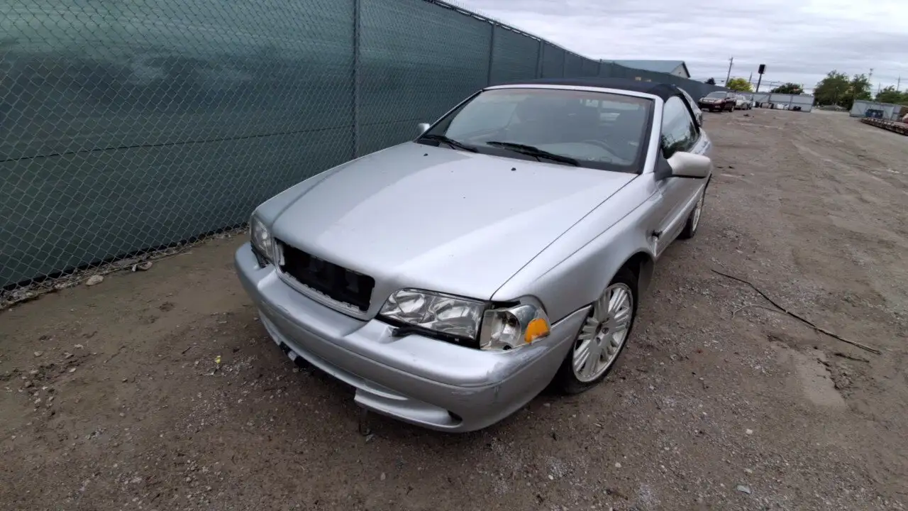 Photo of 2004 Volvo C70