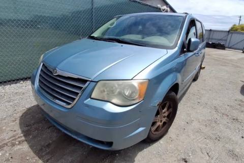 Photo of 2008 Chrysler Town & Country