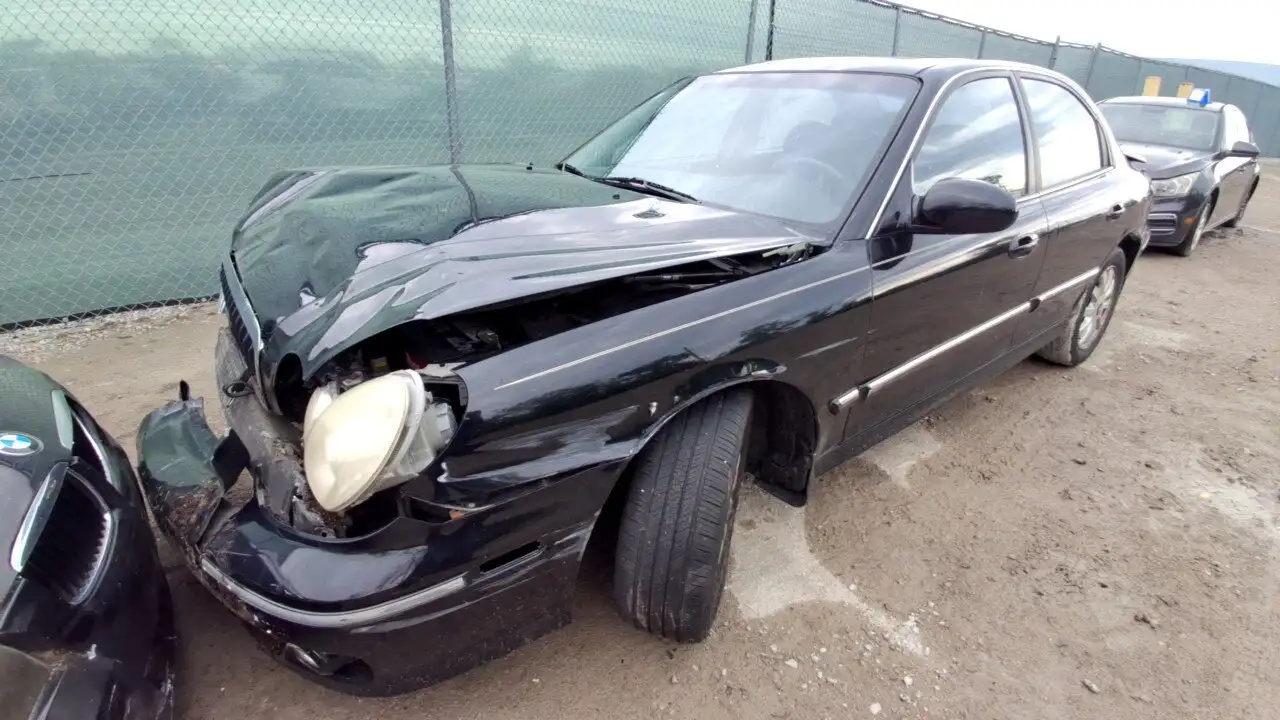 Photo of 2002 Hyundai Sonata