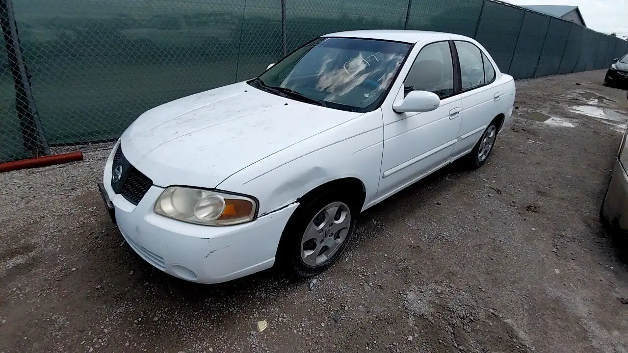 Photo of 2004 Nissan Sentra