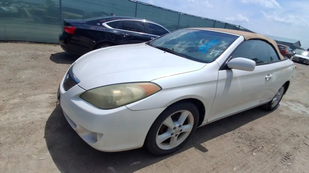 Photo of 2006 Toyota Solara