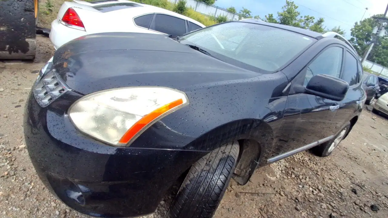 Photo of 2011 Nissan Rogue