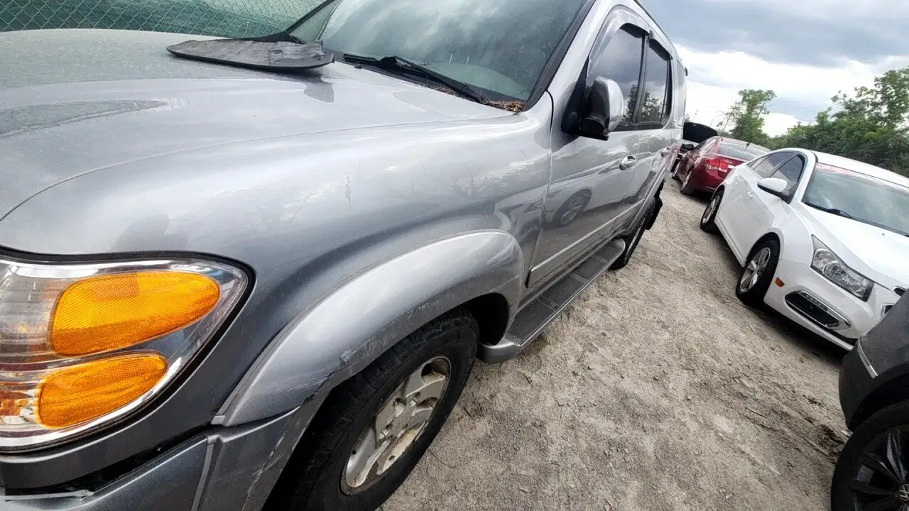 Photo of 2002 Toyota Sequoia