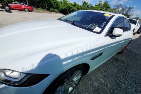 Photo of 2016 Jaguar Xf