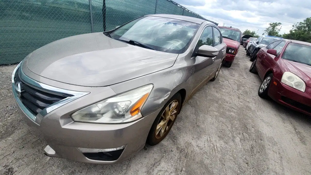 Photo of 2015 Nissan Altima