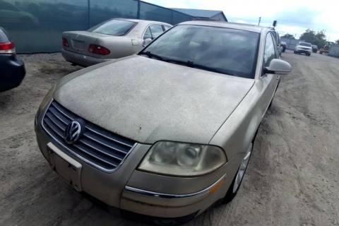 Photo of 2004 Volkswagen Passat