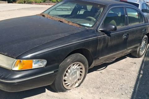 Photo of 1997 Lincoln Continental