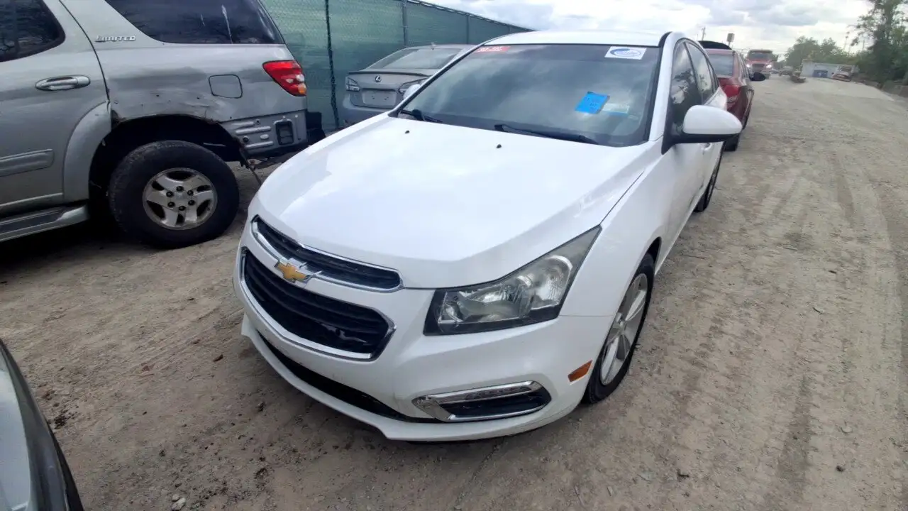 Photo of 2015 Chevrolet Cruze