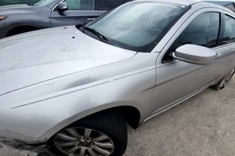 Photo of 2011 Chrysler 200