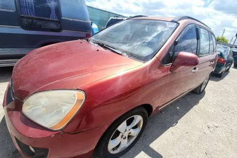 Photo of 2008 Kia Rondo