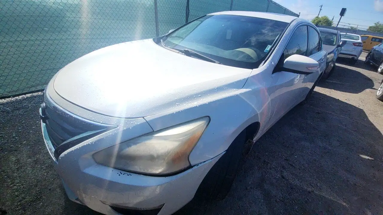 Photo of 2015 Nissan Altima