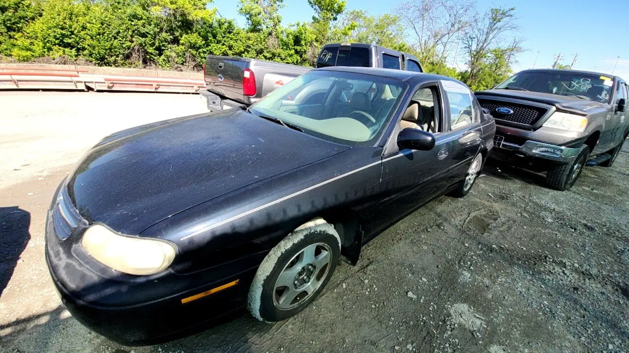 Photo of 2003 Chevrolet Malibu