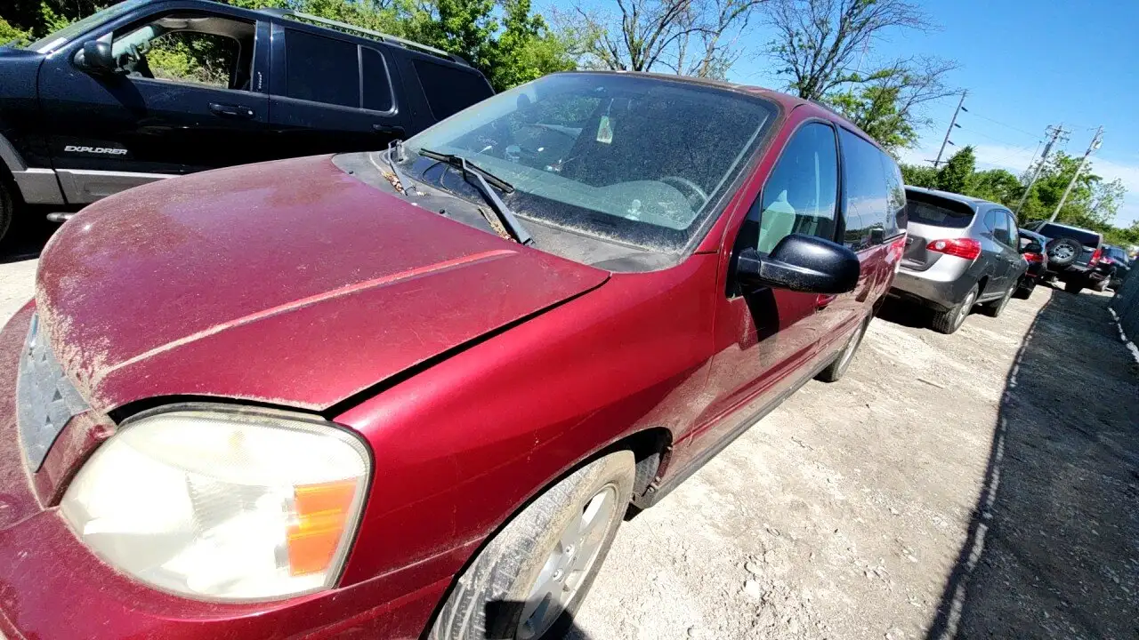 Photo of 2005 Ford Freestar