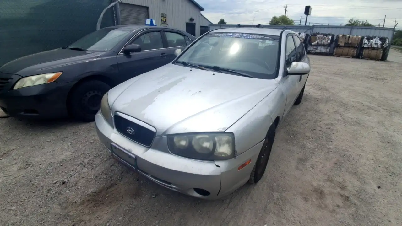 Photo of 2003 Hyundai Elantra