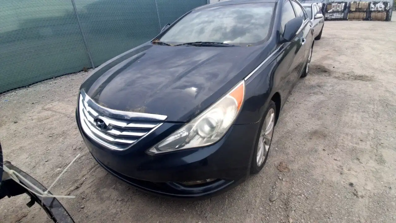 Photo of 2011 Hyundai Sonata
