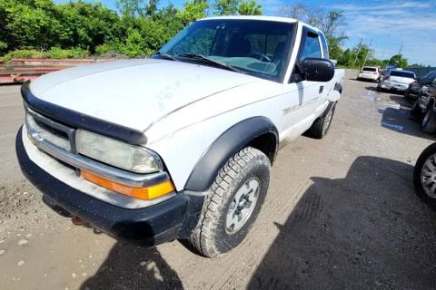 Photo of 2002 Chevrolet S10