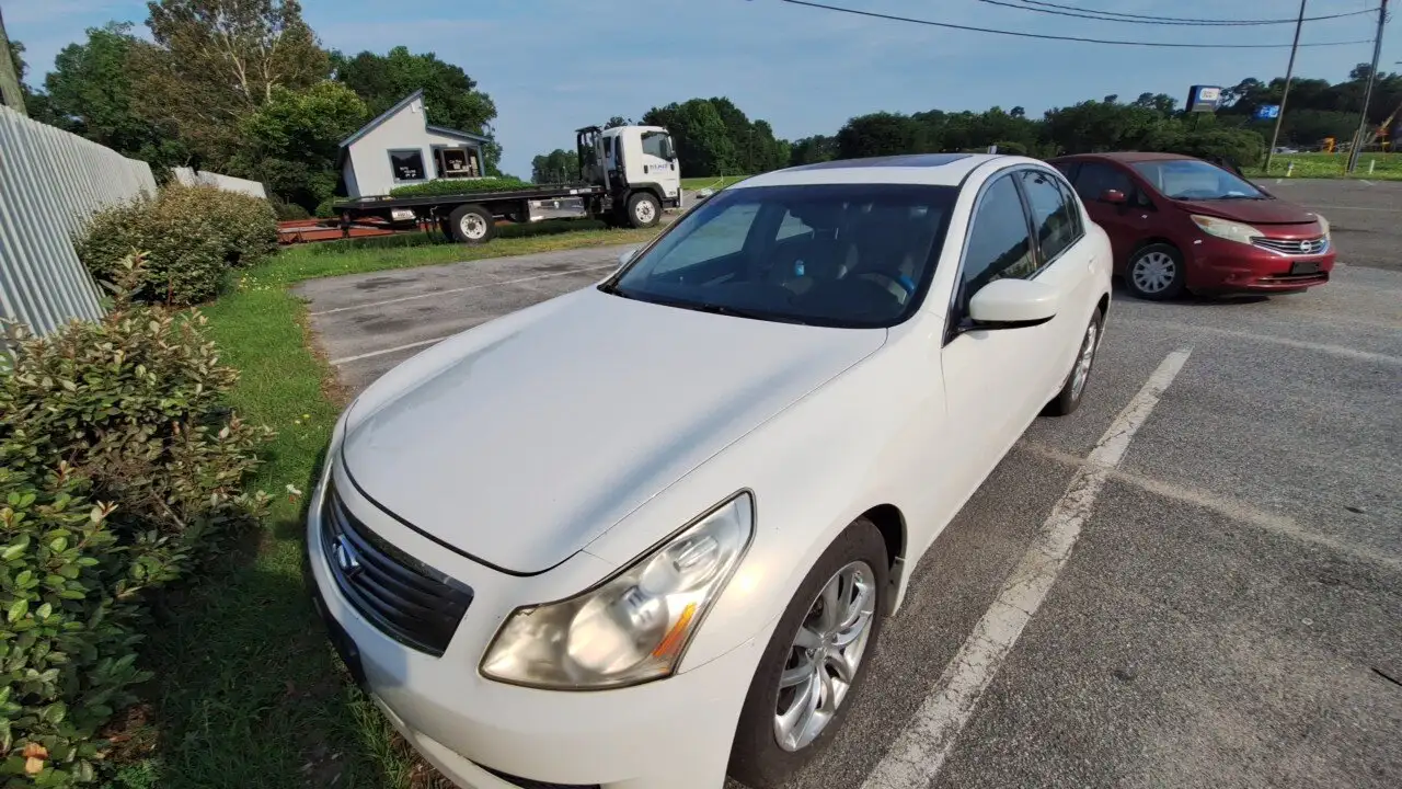 Photo of 2009 Infiniti G37