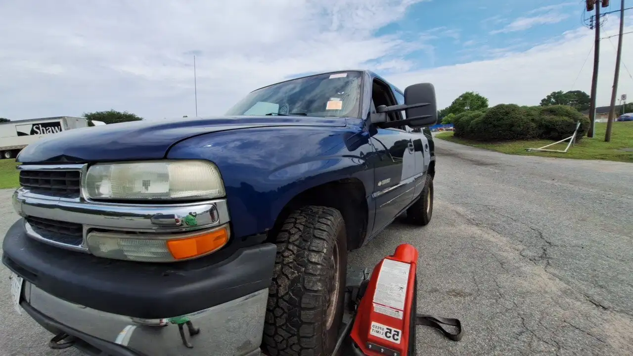 Photo of 2003 Chevrolet Tahoe