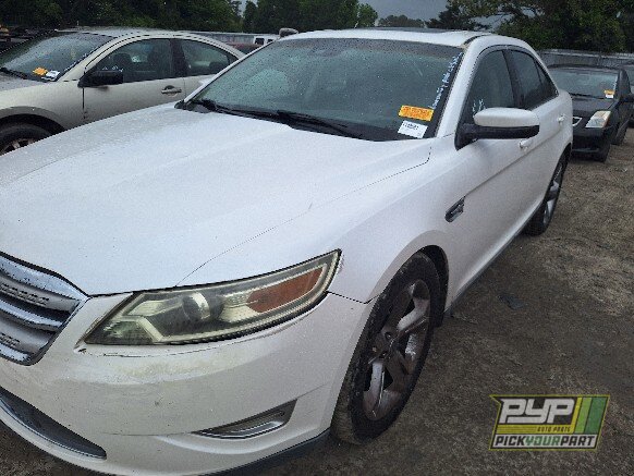 Photo of 2010 Ford Taurus