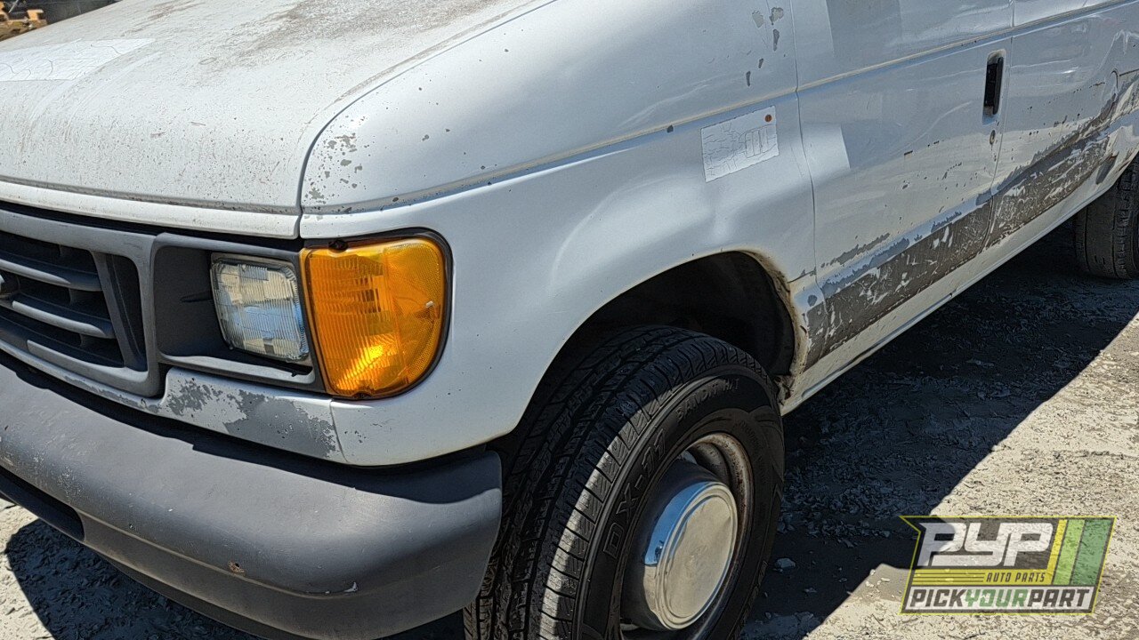 Photo of 2005 Ford E-250
