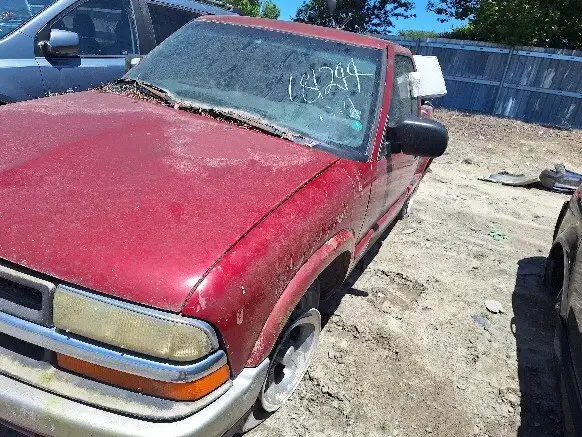 Photo of 2000 Chevrolet S10