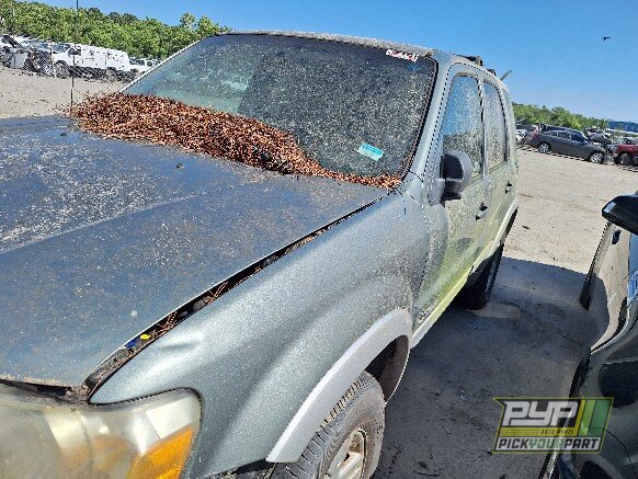 Photo of 2005 Ford Escape