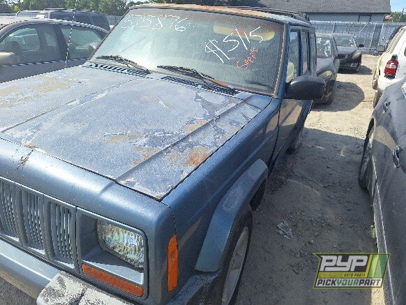 Photo of 1999 Jeep Cherokee