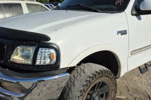 Photo of 1997 Ford F-150