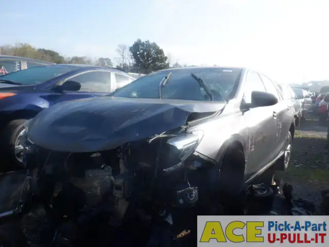 Photo of 2016 Toyota Camry