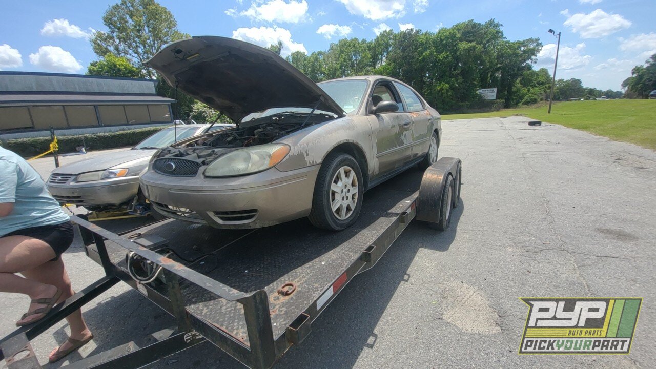 Photo of 2006 Ford Taurus