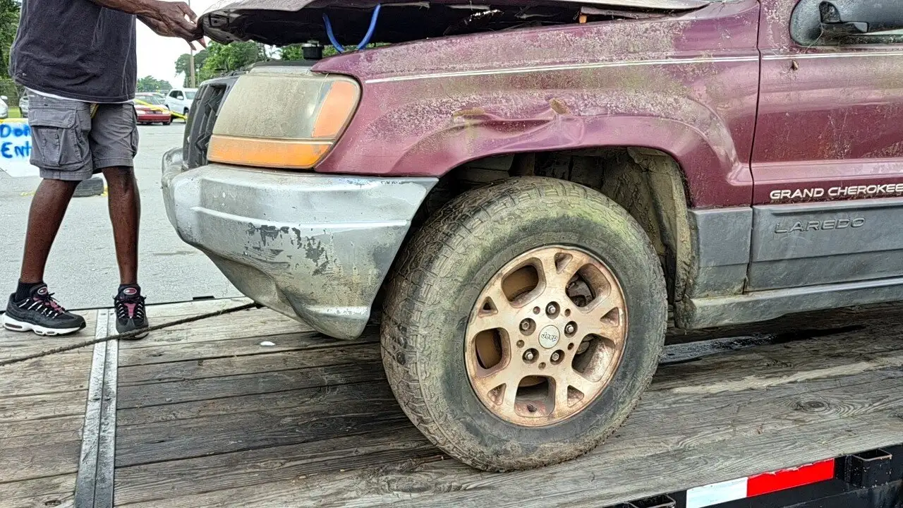Photo of 2001 Jeep Grand Cherokee